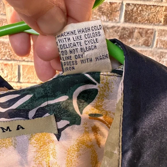 SUMMA 100%Silk Floral Hawaiian Shirt Very lightweight thin silk, near sheer. - Picture 4 of 9